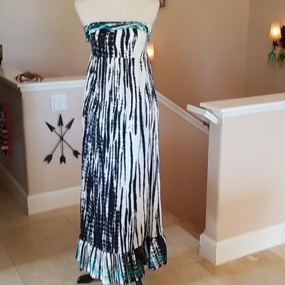 Billabong Dresses & Skirts - Billabong Surfer Pool Beach Sun Cotton Maxi Dress